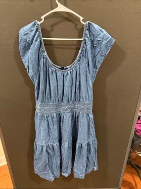 Gap Jean dress size large